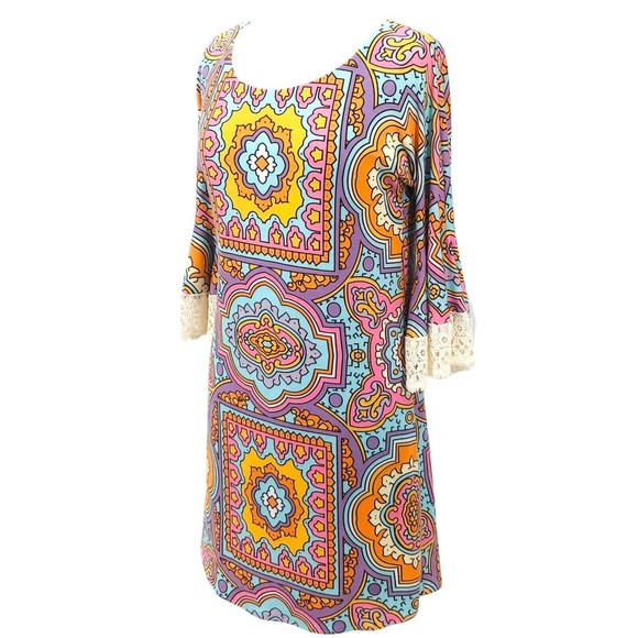 Judith March Lace Flare Sleeve V-Neck Boho Fit & Flare Mini Dress Sz Medium - Picture 3 of 11